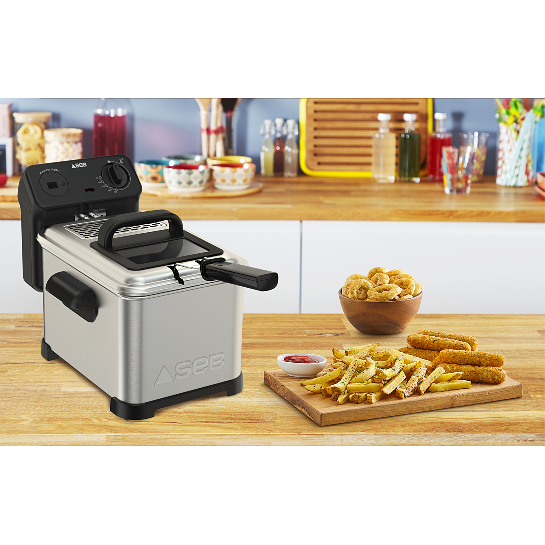 SEB FAMILY PRO DIGITAL TIMER ELECTRIC FRYER FR506D00
