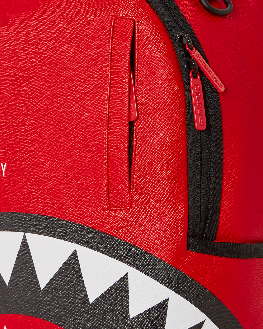 SHARK CENTRAL (RED) (DLXV)