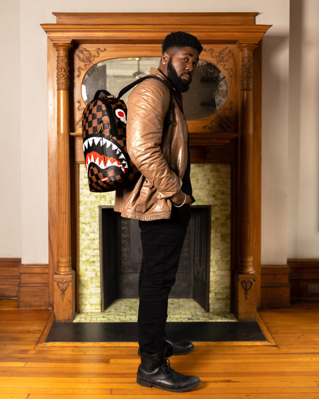 SHARKS IN PARIS VANQUISH BACKPACK (DLXV)