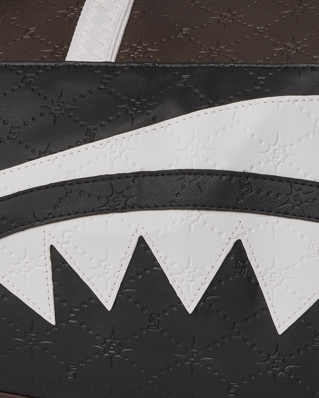V.V.I.P. DUFFLE