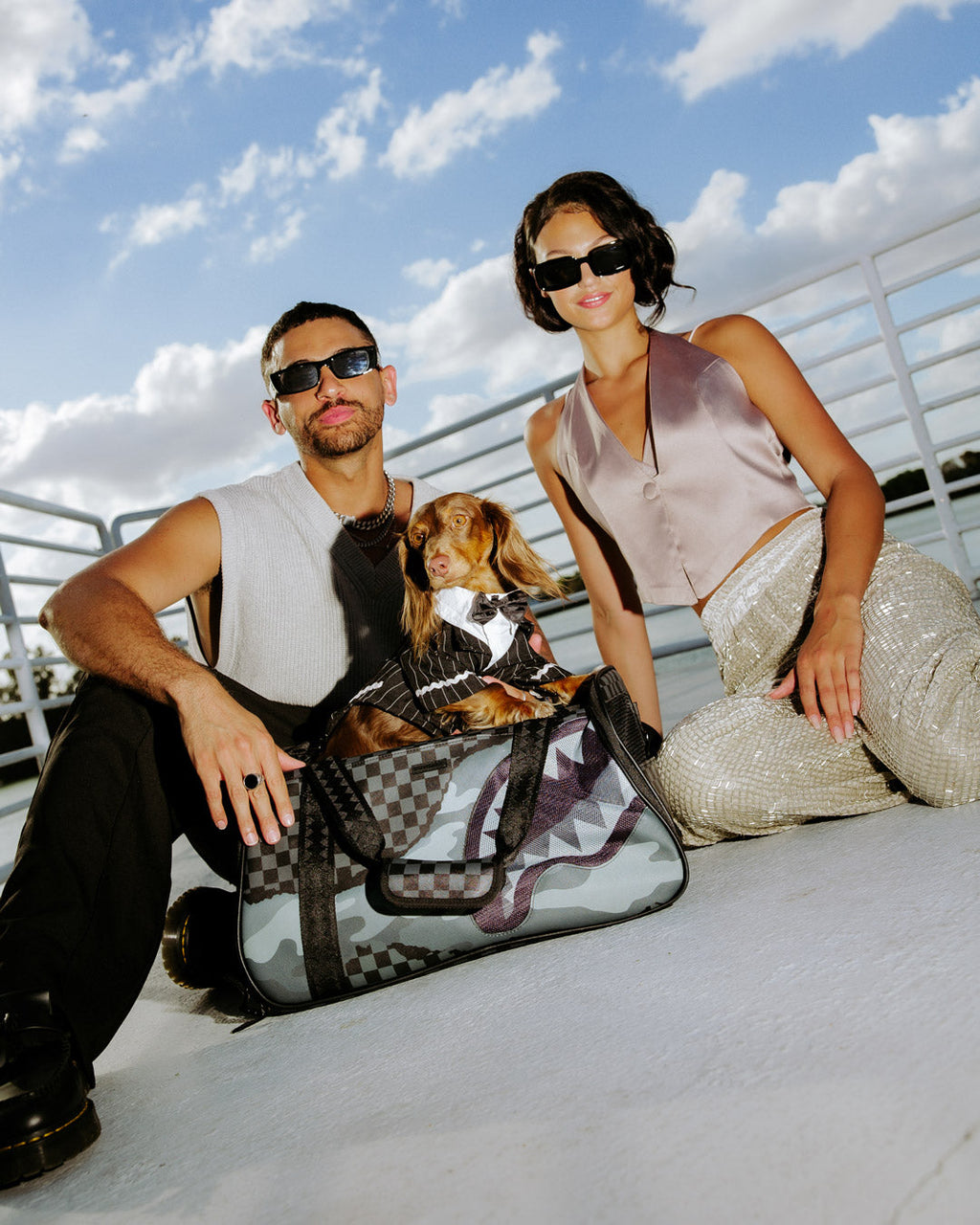 3AM RIPTIDE PET CARRIER DUFFLE