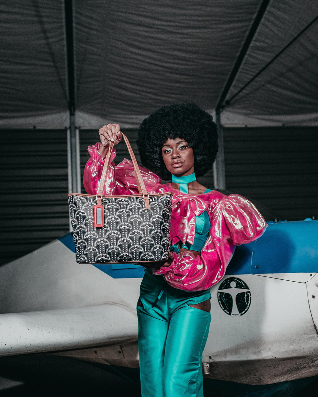 ILLUCHAINS TOTE