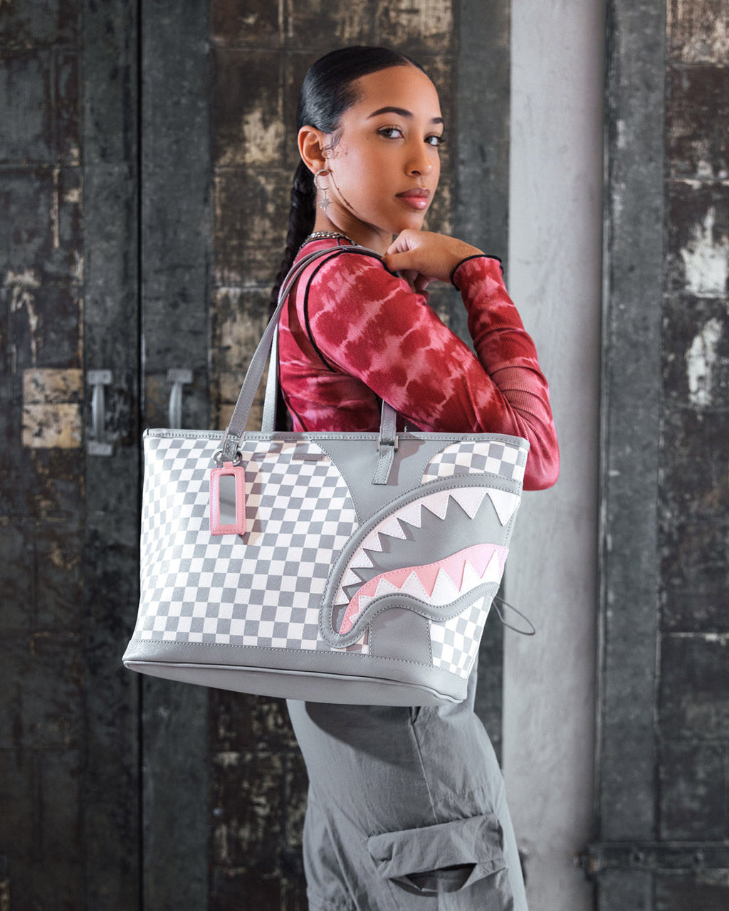 AIR TO THE THRONE JETSET TOTE