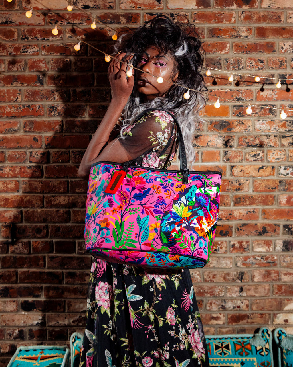 AVANT GARDEN TOTE