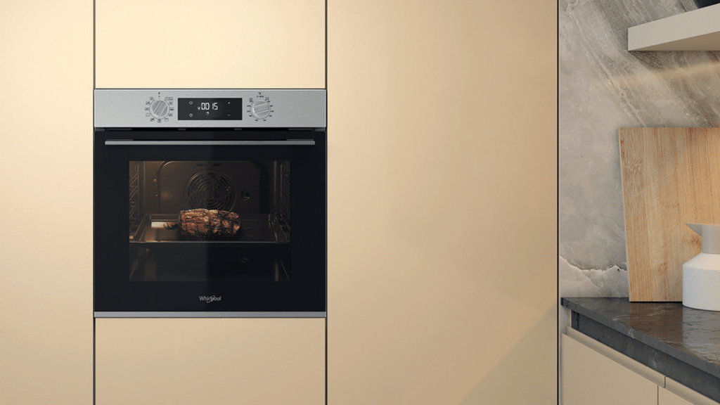 WHIRLPOOL BUILT IN OVEN 71 L DIGITAL CONTROL